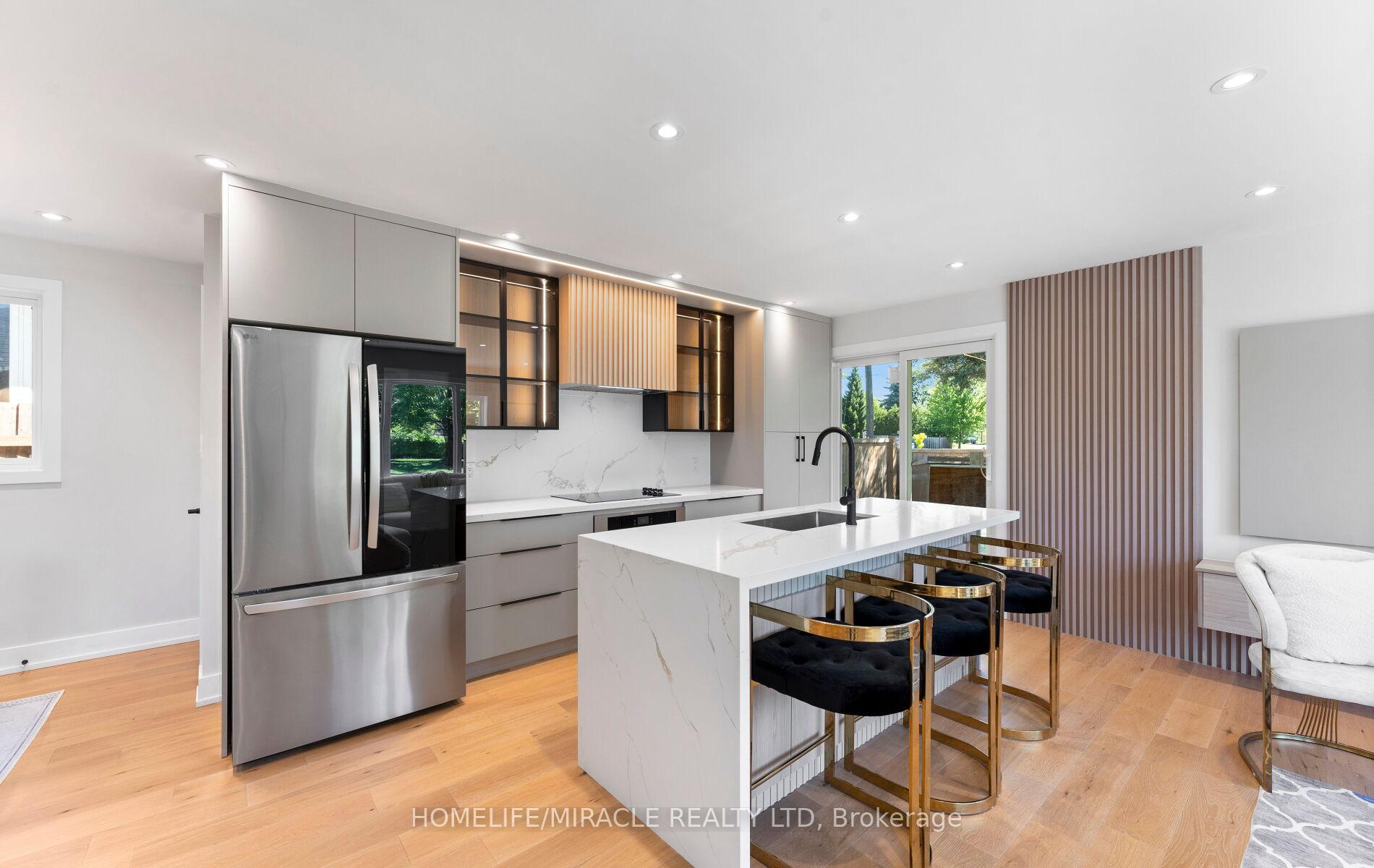 22 Arnprior Road, Toronto
