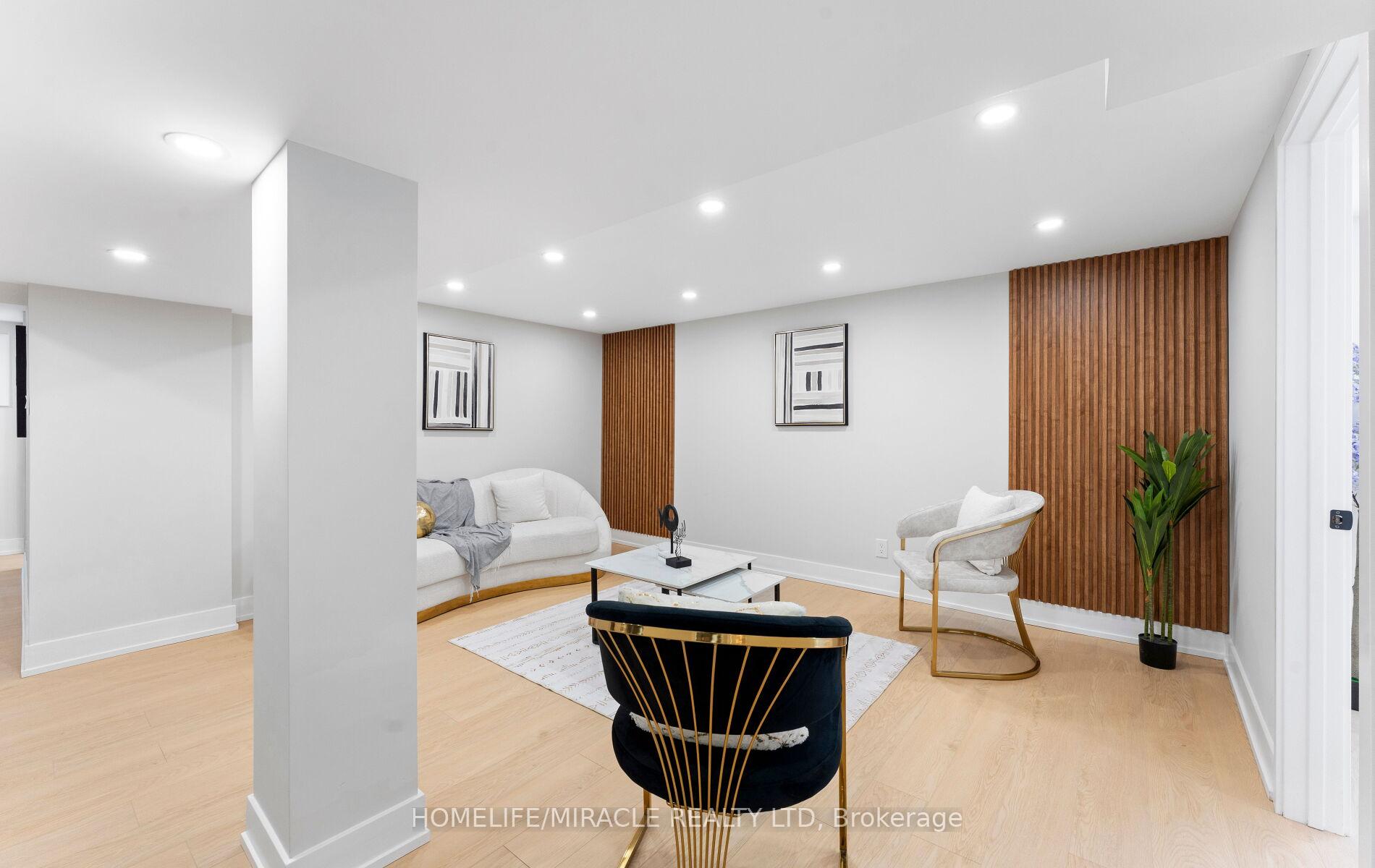 22 Arnprior Road, Toronto
