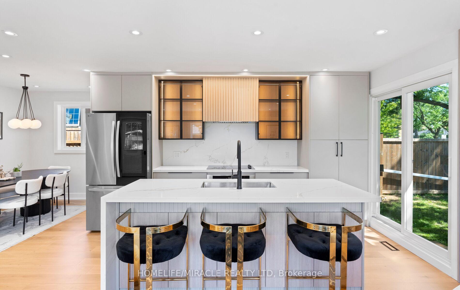 22 Arnprior Road, Toronto