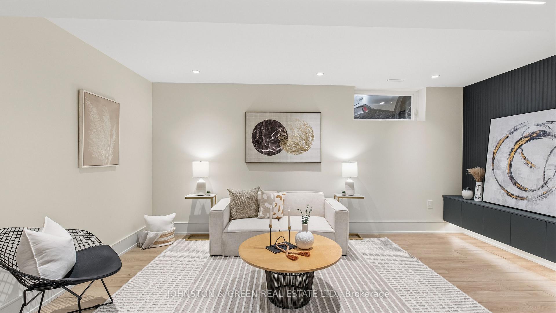 62 Northridge Avenue, Toronto