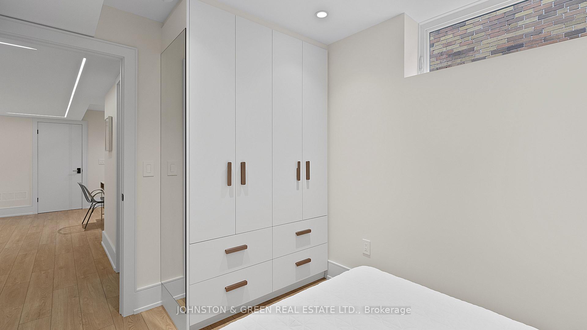 62 Northridge Avenue, Toronto