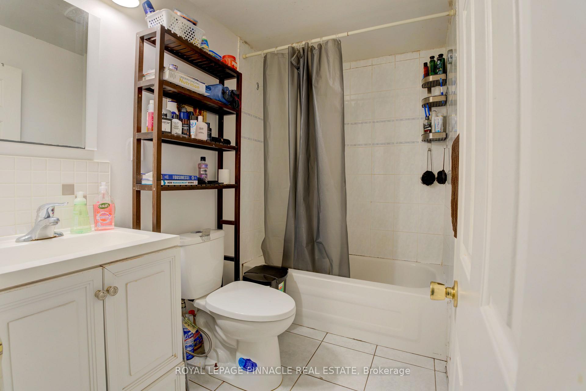 5921 Summerside Drive
