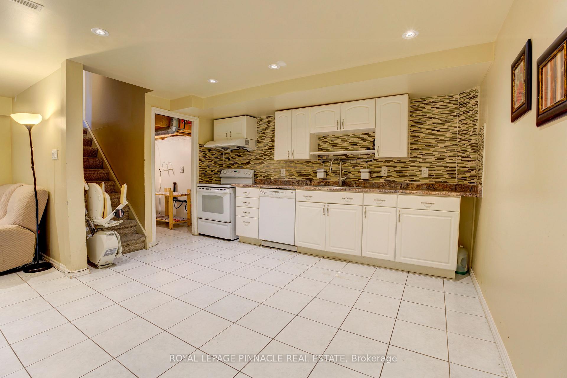 5921 Summerside Drive