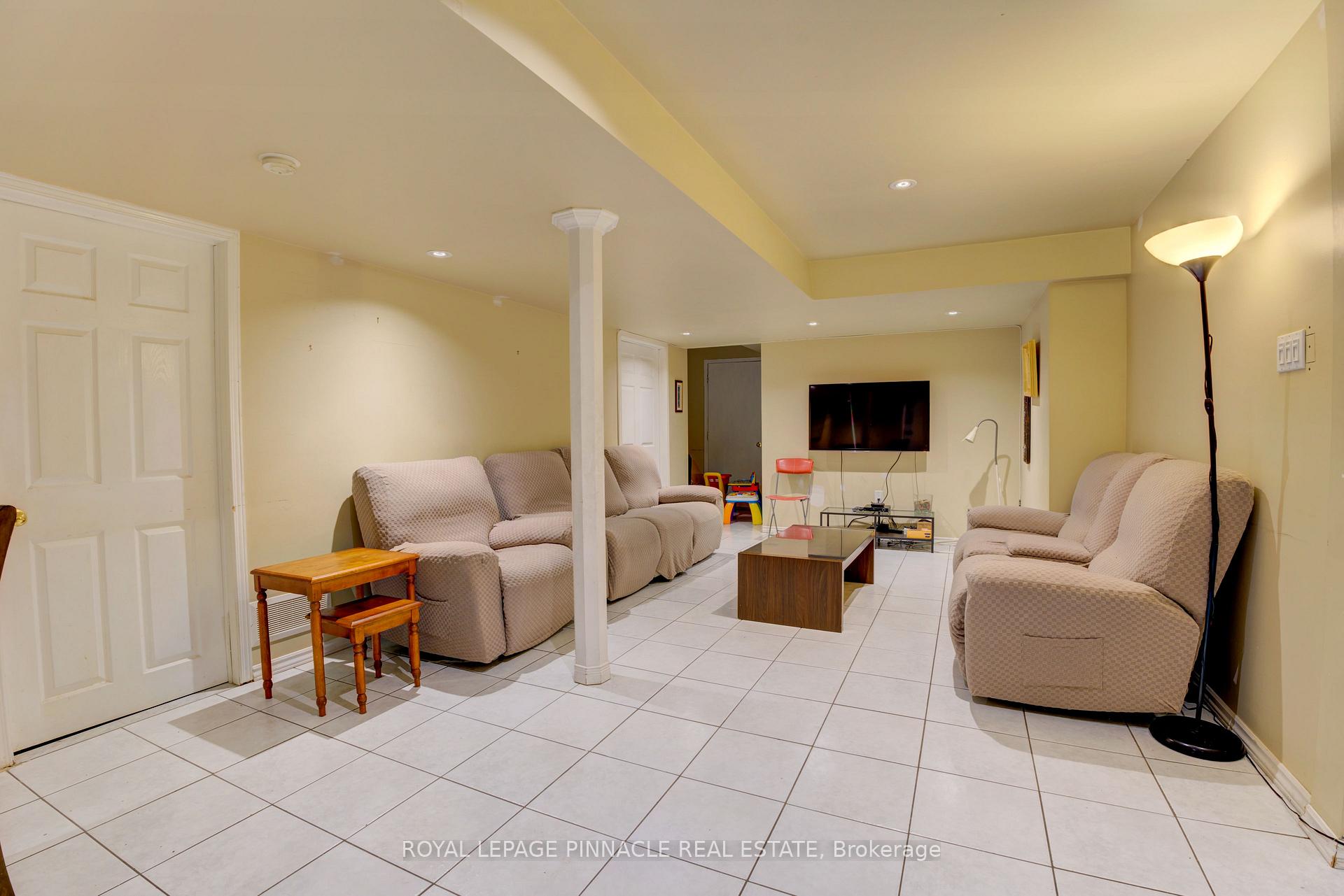 5921 Summerside Drive