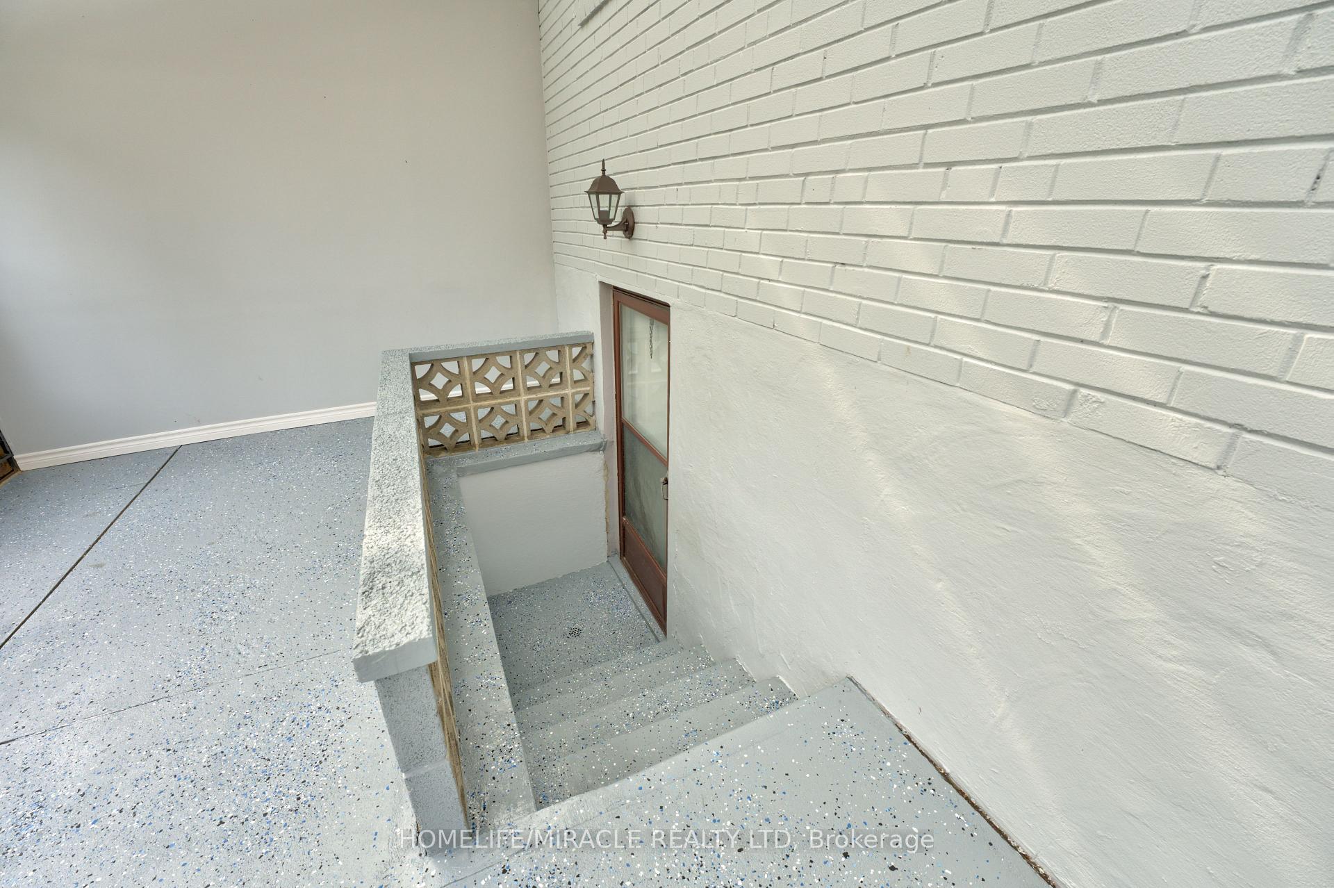 85 Silverstone Drive, Toronto
