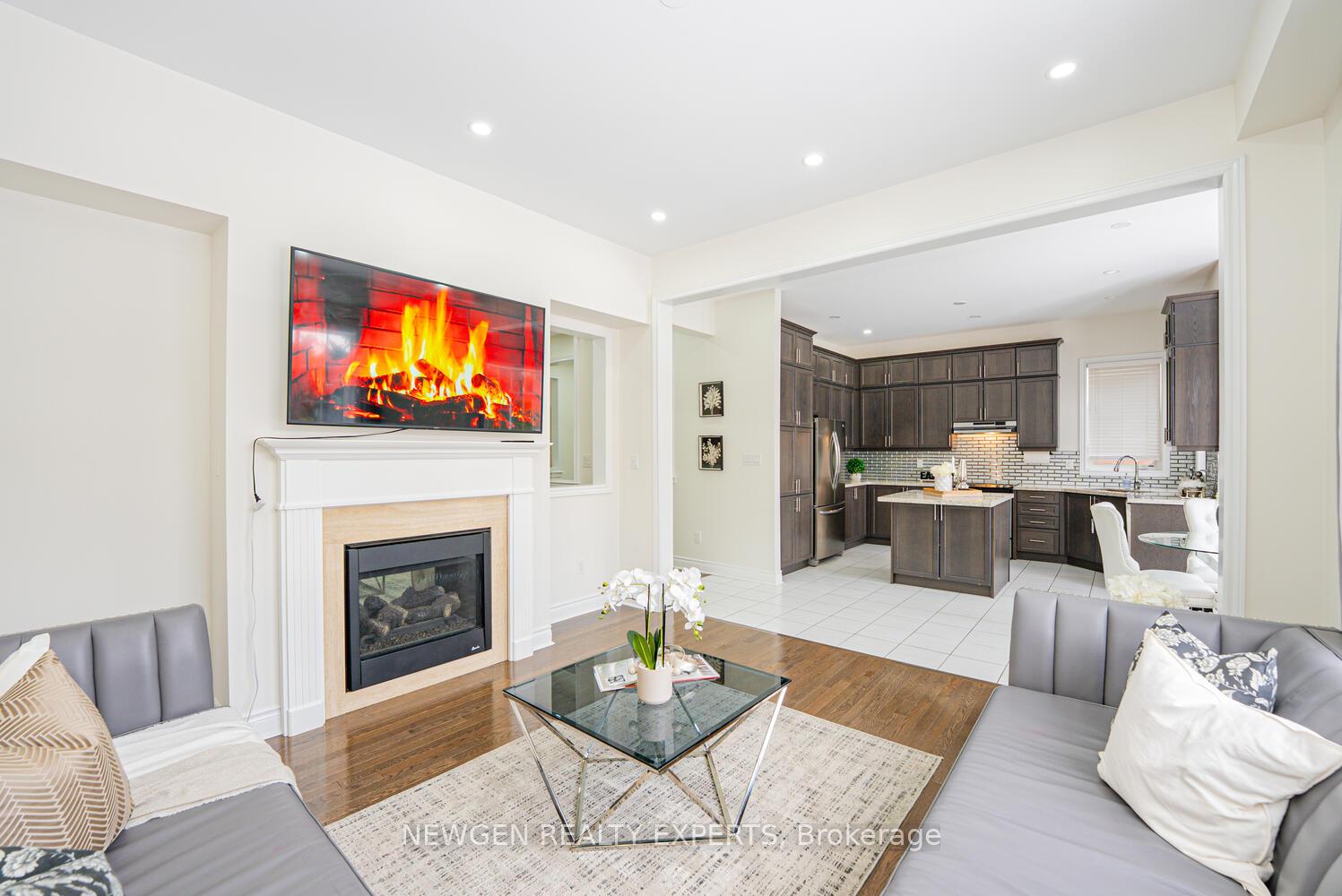 17 Monarch Drive
