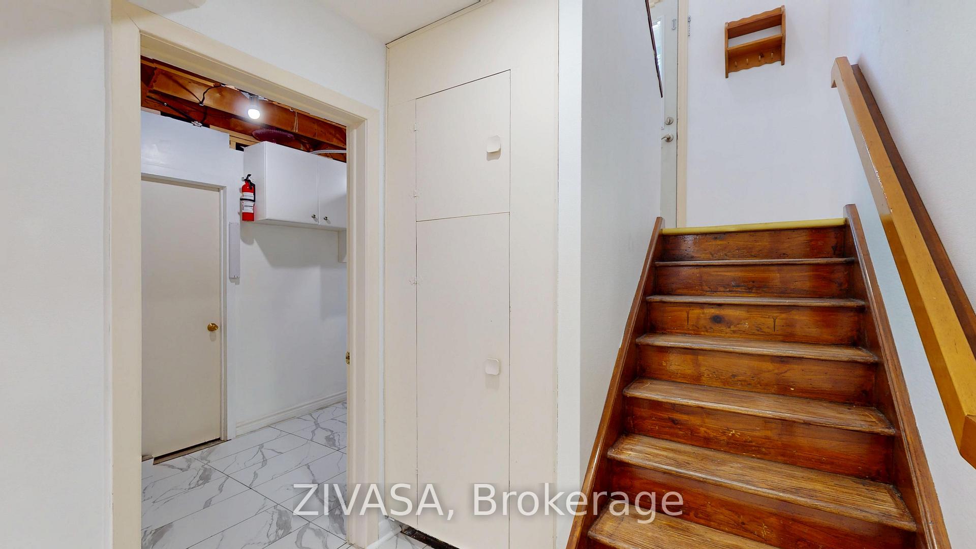 125 Jeffcoat Drive, Toronto