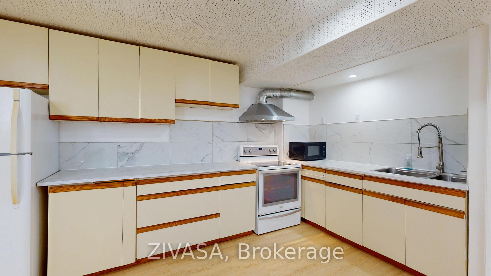 125 Jeffcoat Drive, Toronto