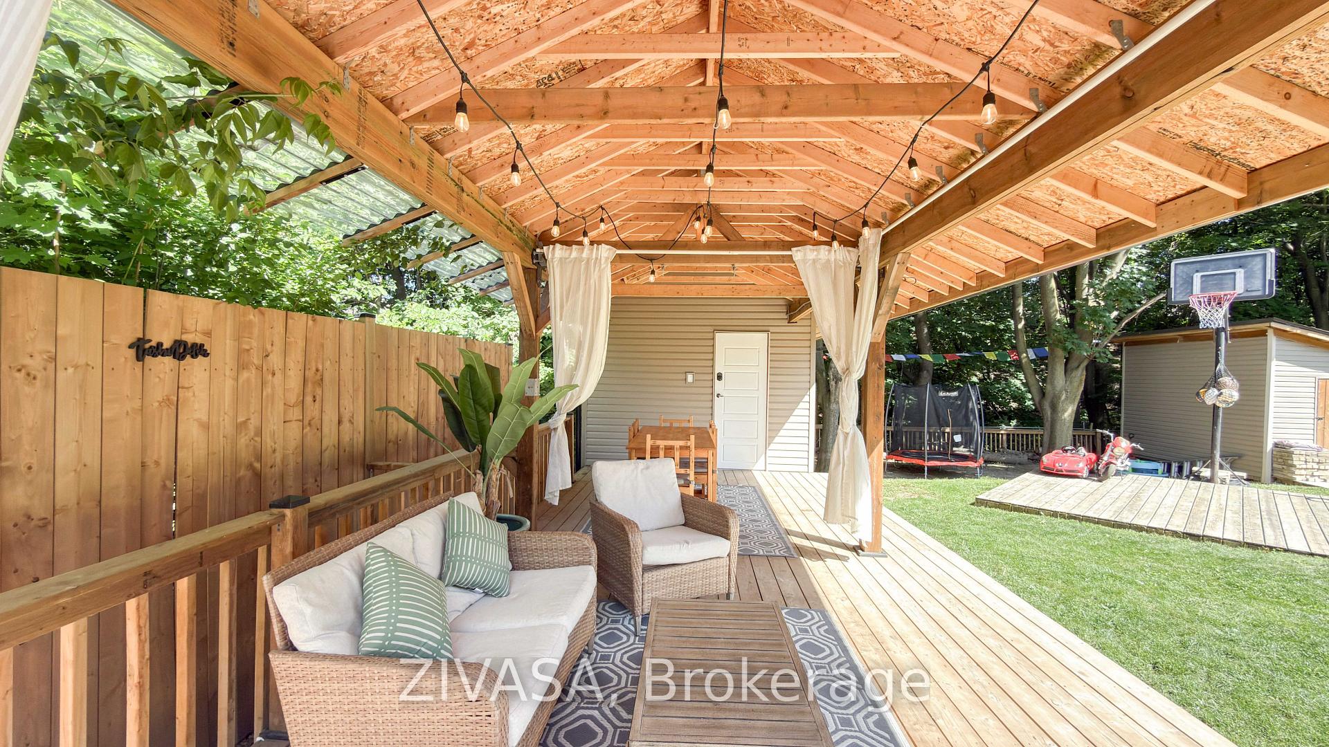 125 Jeffcoat Drive, Toronto