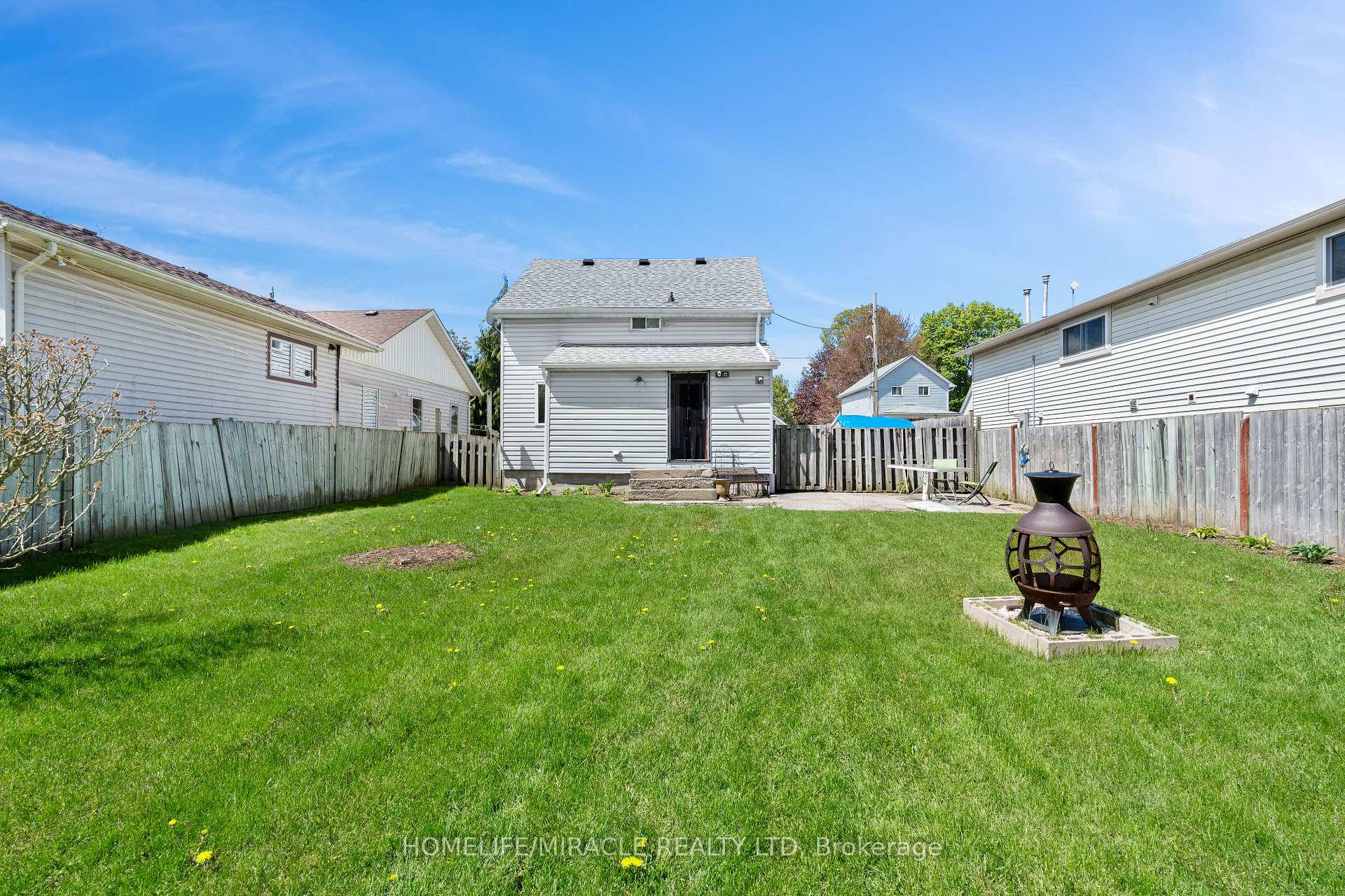 249 Owen Street