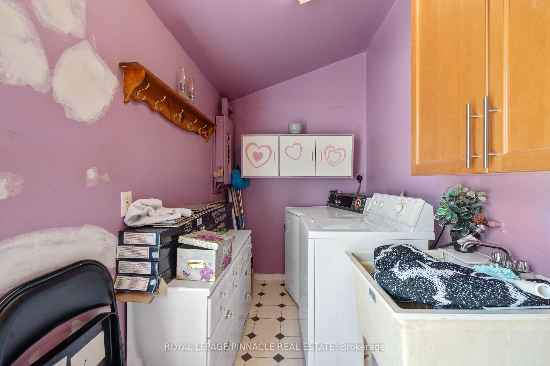249 Owen Street