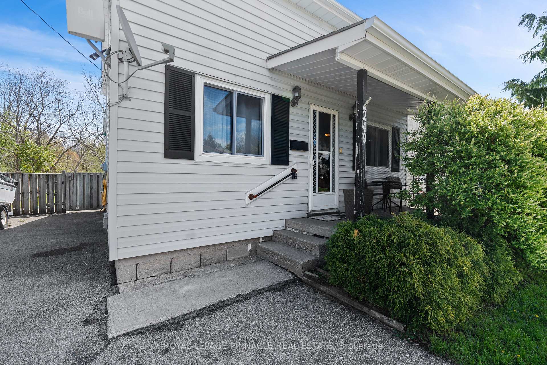 249 Owen Street