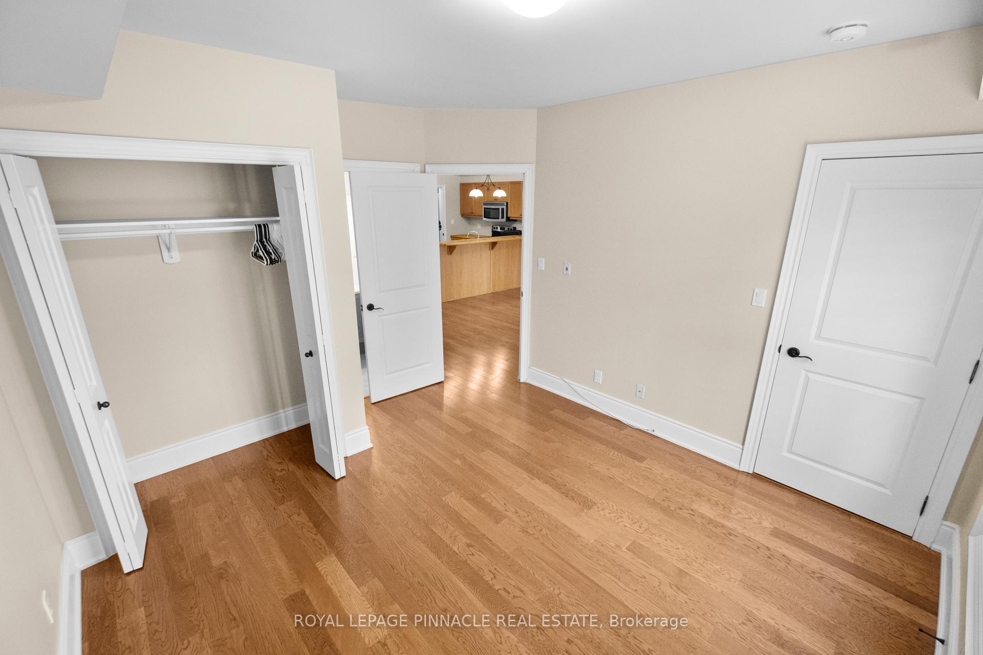391 James Street W 404