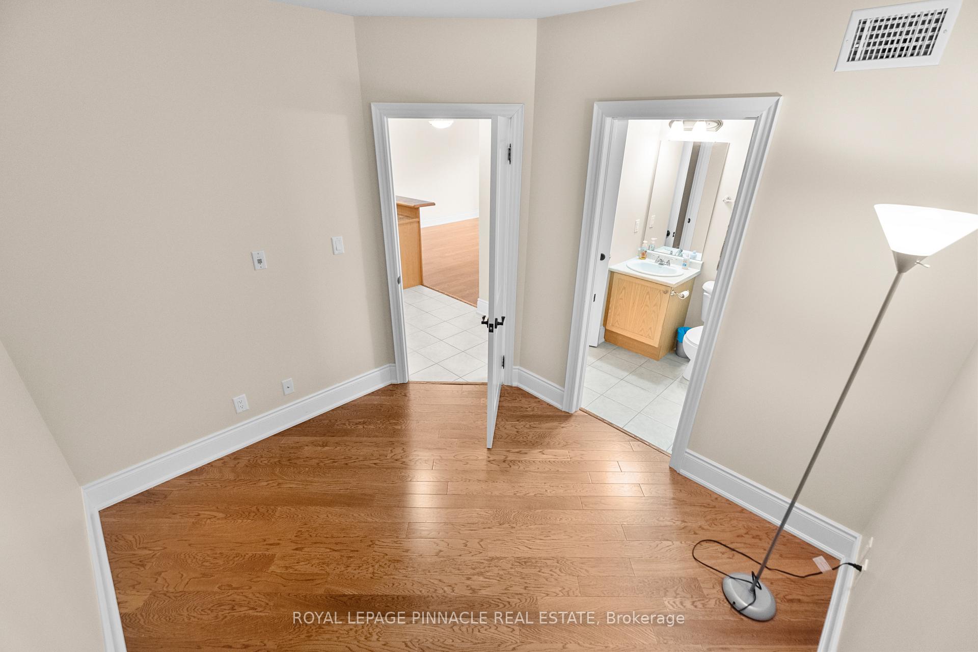 391 James Street W 404