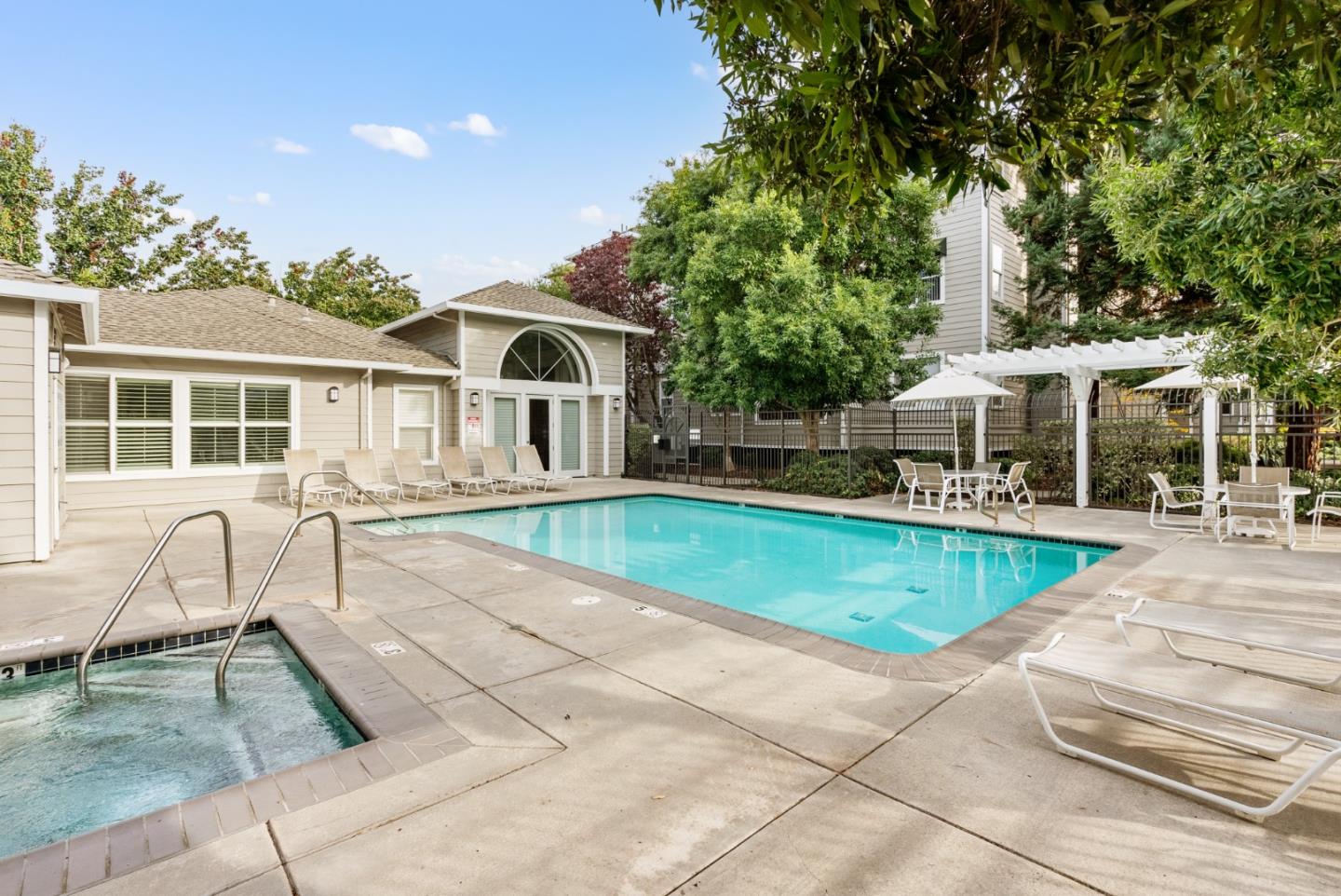 1982 W Bayshore RD 338