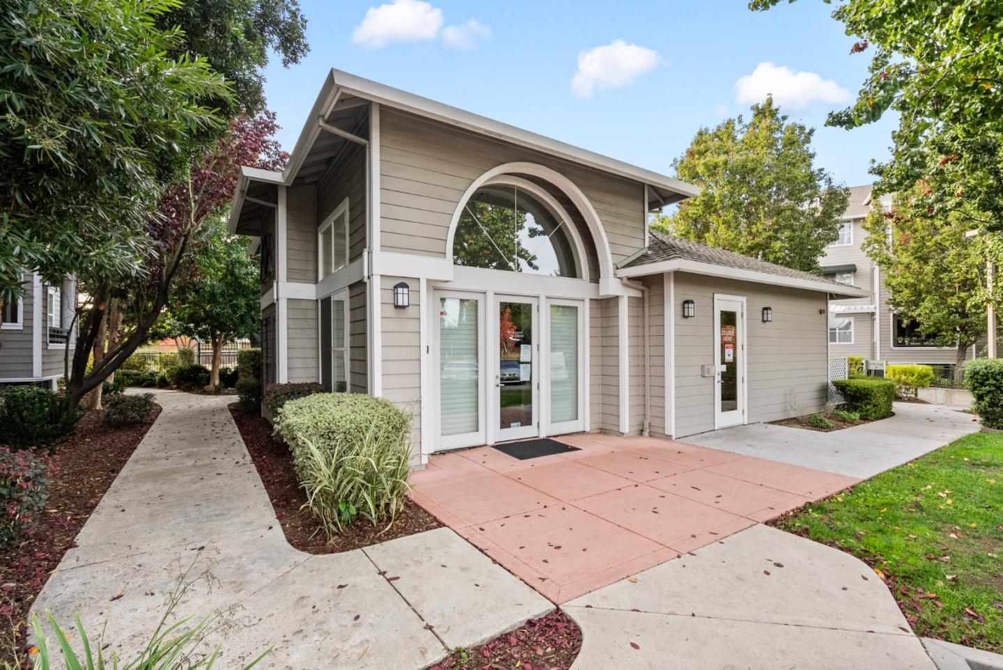 1982 W Bayshore RD 338