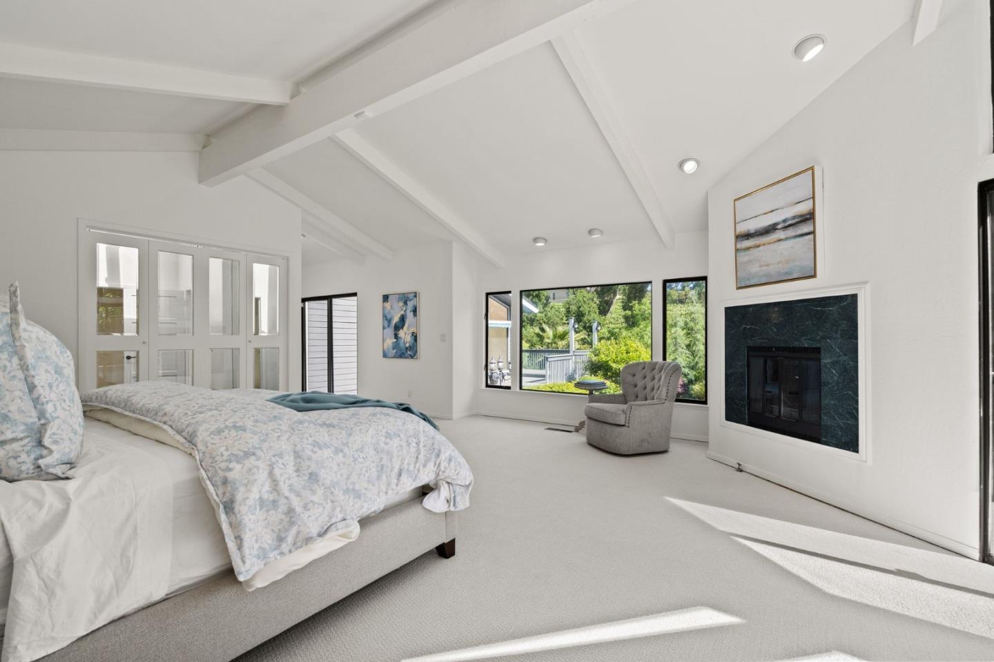 12190 Padre CT