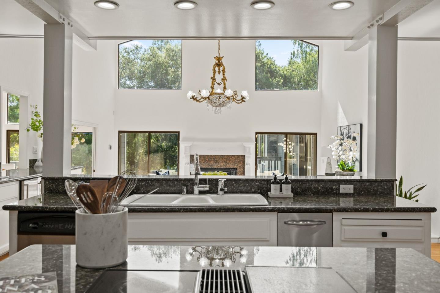 12190 Padre CT