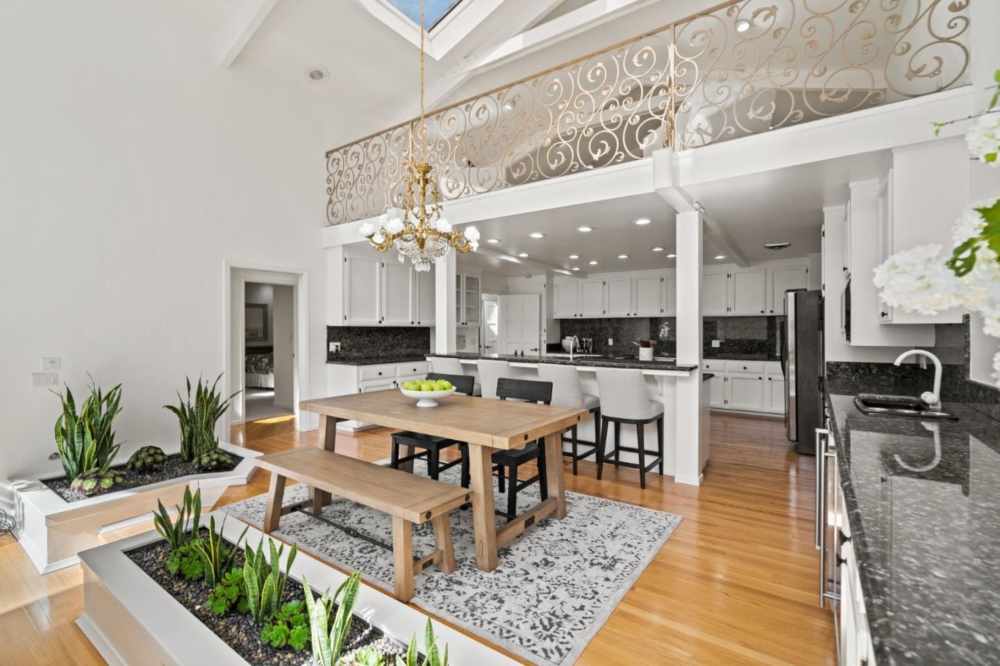 12190 Padre CT