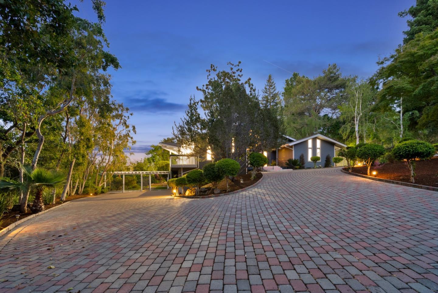 12190 Padre CT