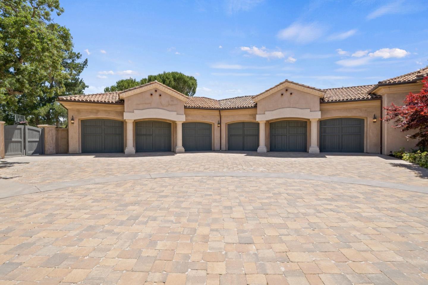 25751 Elena Road