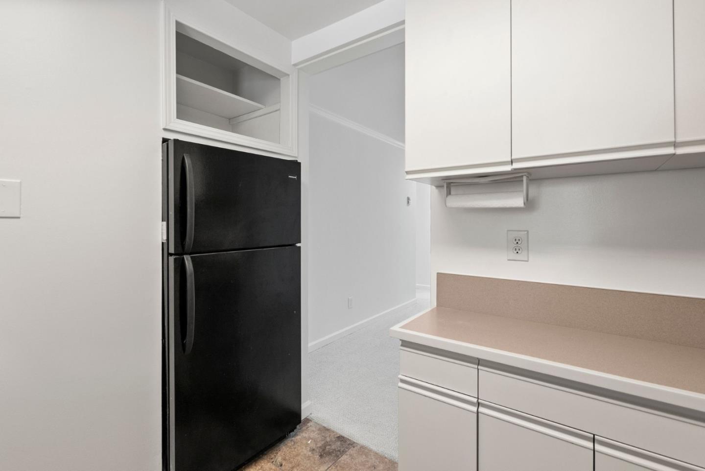 50 E Middlefield RD 32