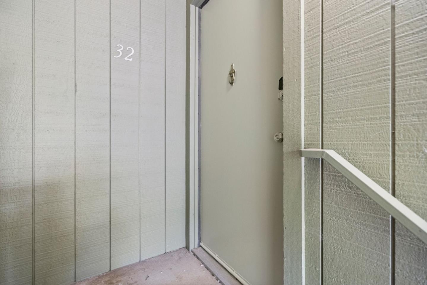 50 E Middlefield RD 32