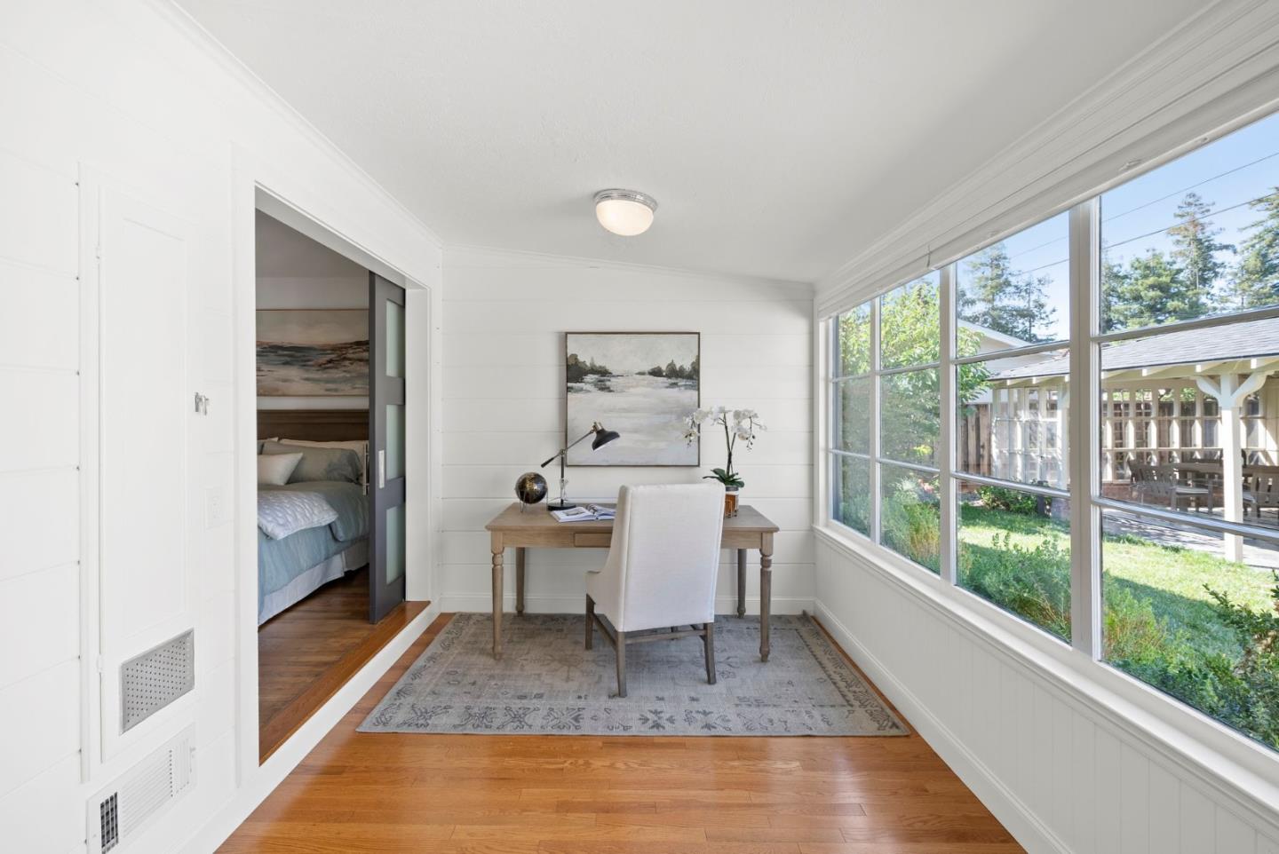 1130 Chapel DR