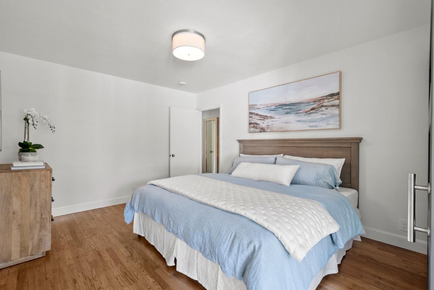 1130 Chapel DR
