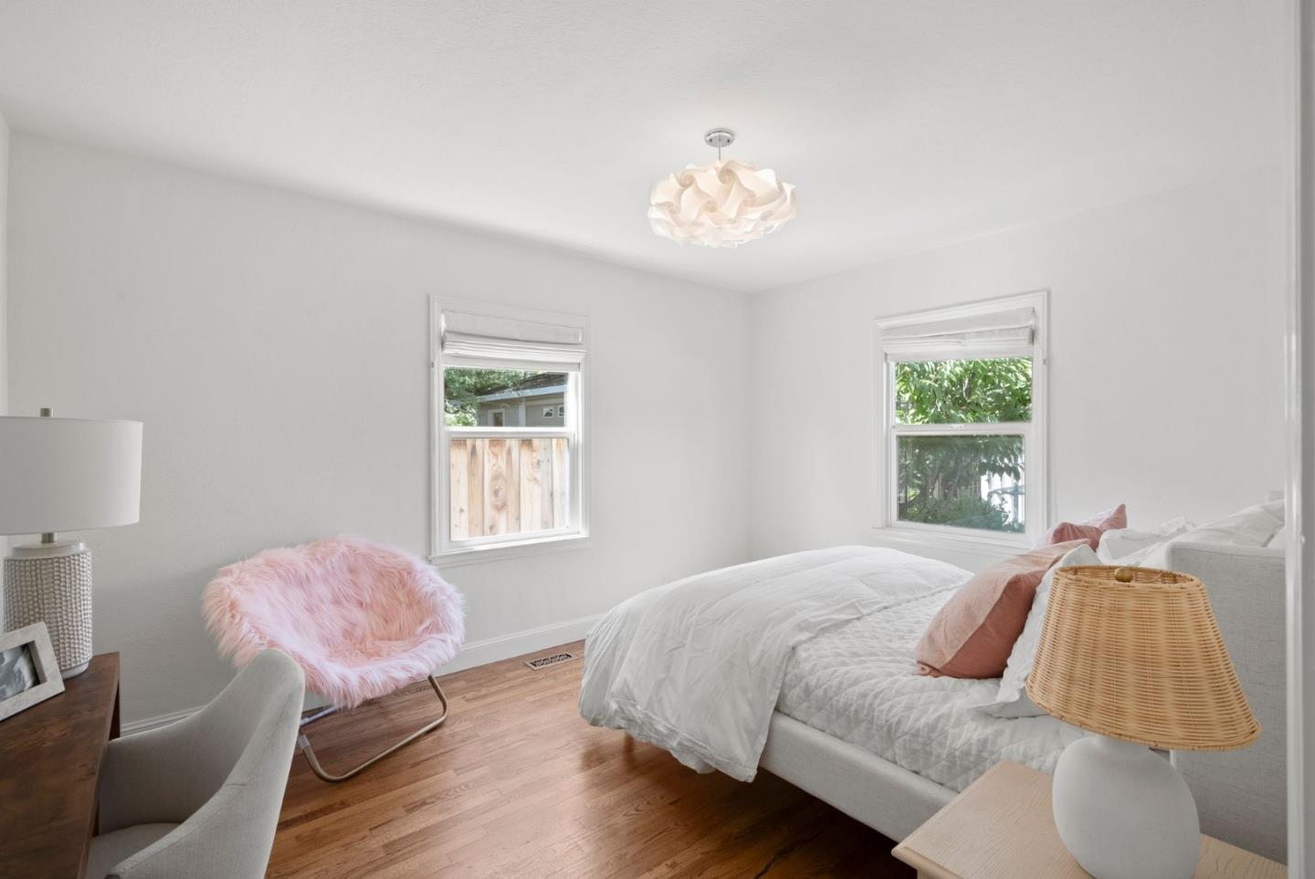1130 Chapel DR