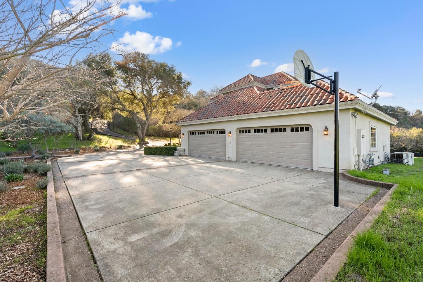 13206 Wright WAY