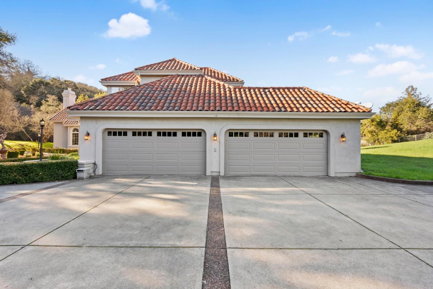 13206 Wright WAY