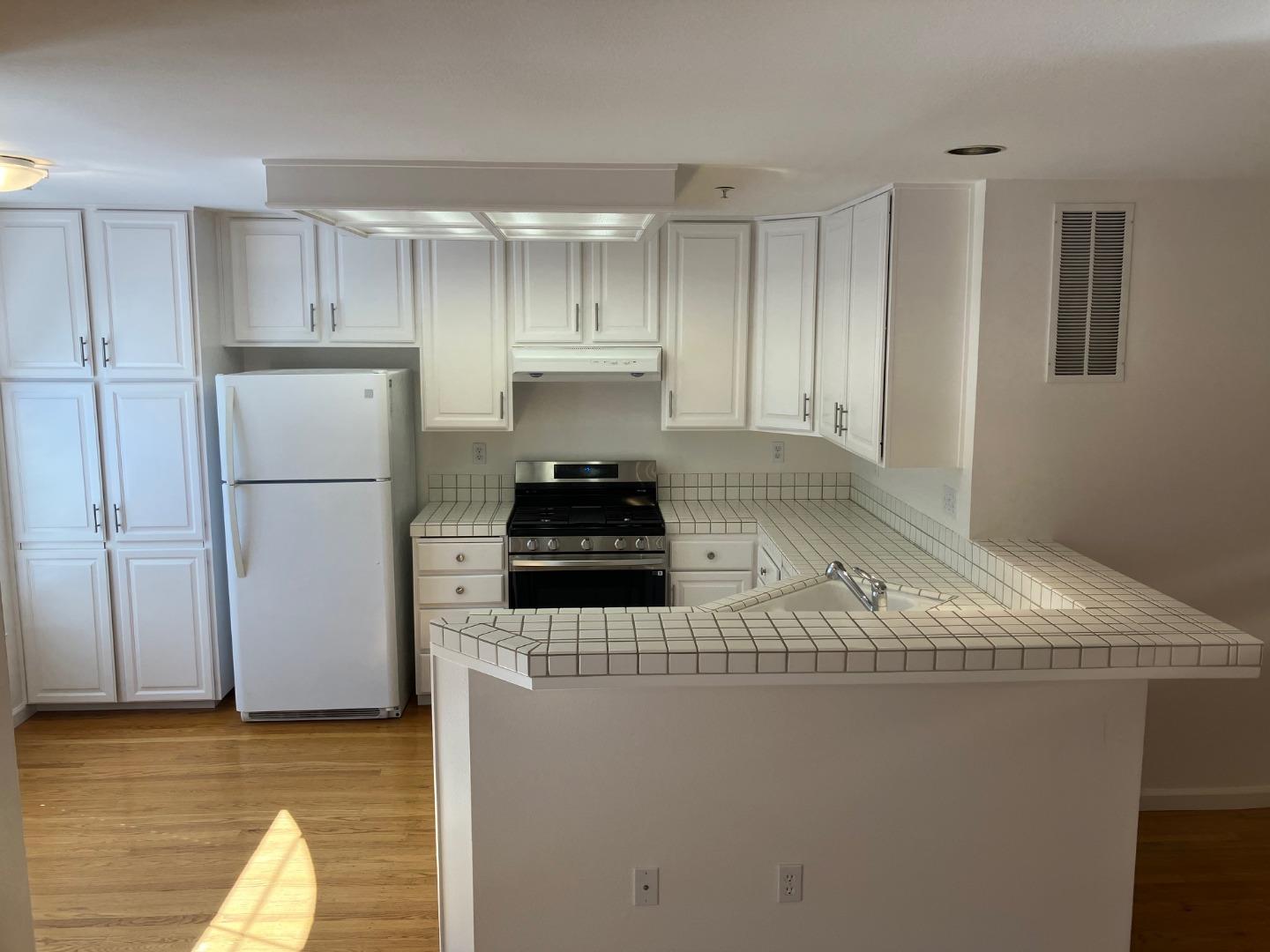 444 San Antonio RD 9B