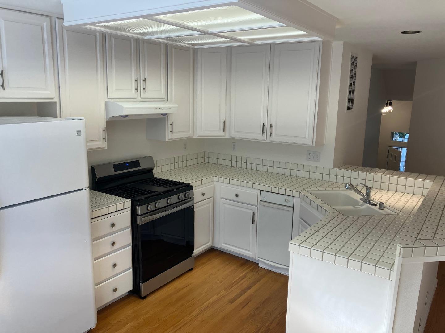 444 San Antonio RD 9B