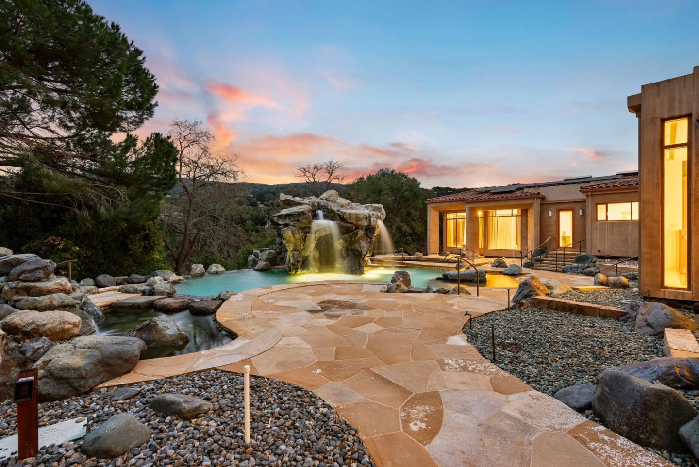 11481 Magdalena RD