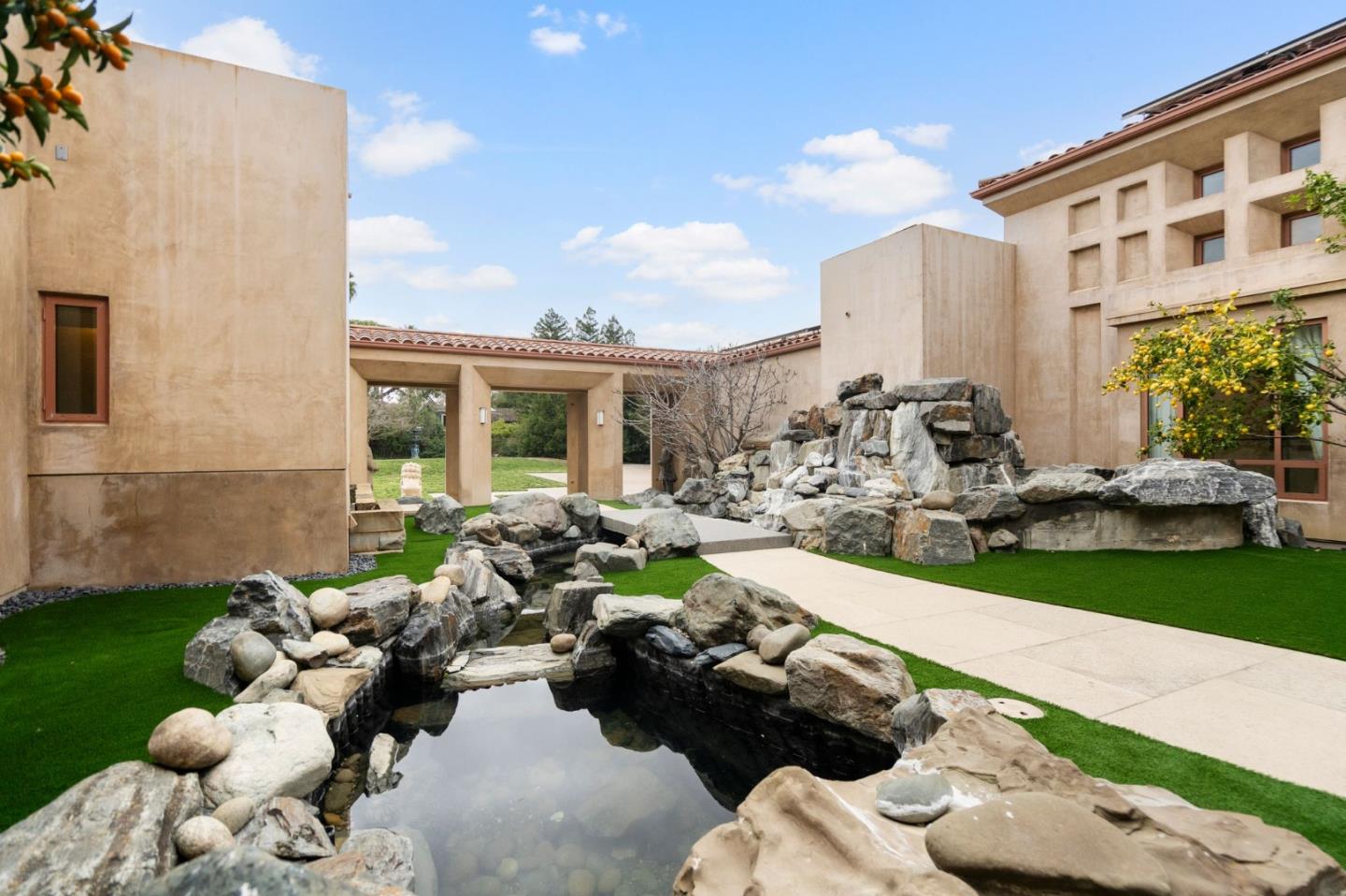 11481 Magdalena RD