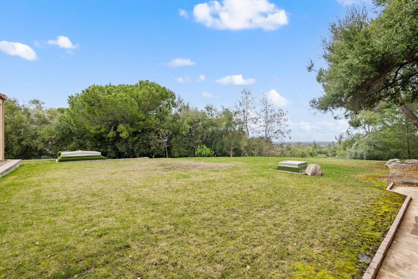 11481 Magdalena RD