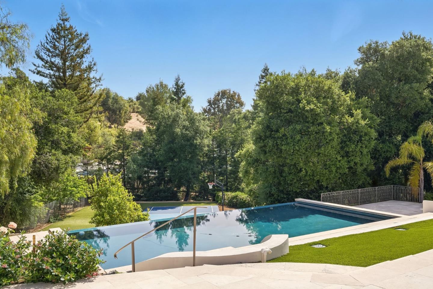 12690 Dianne Drive