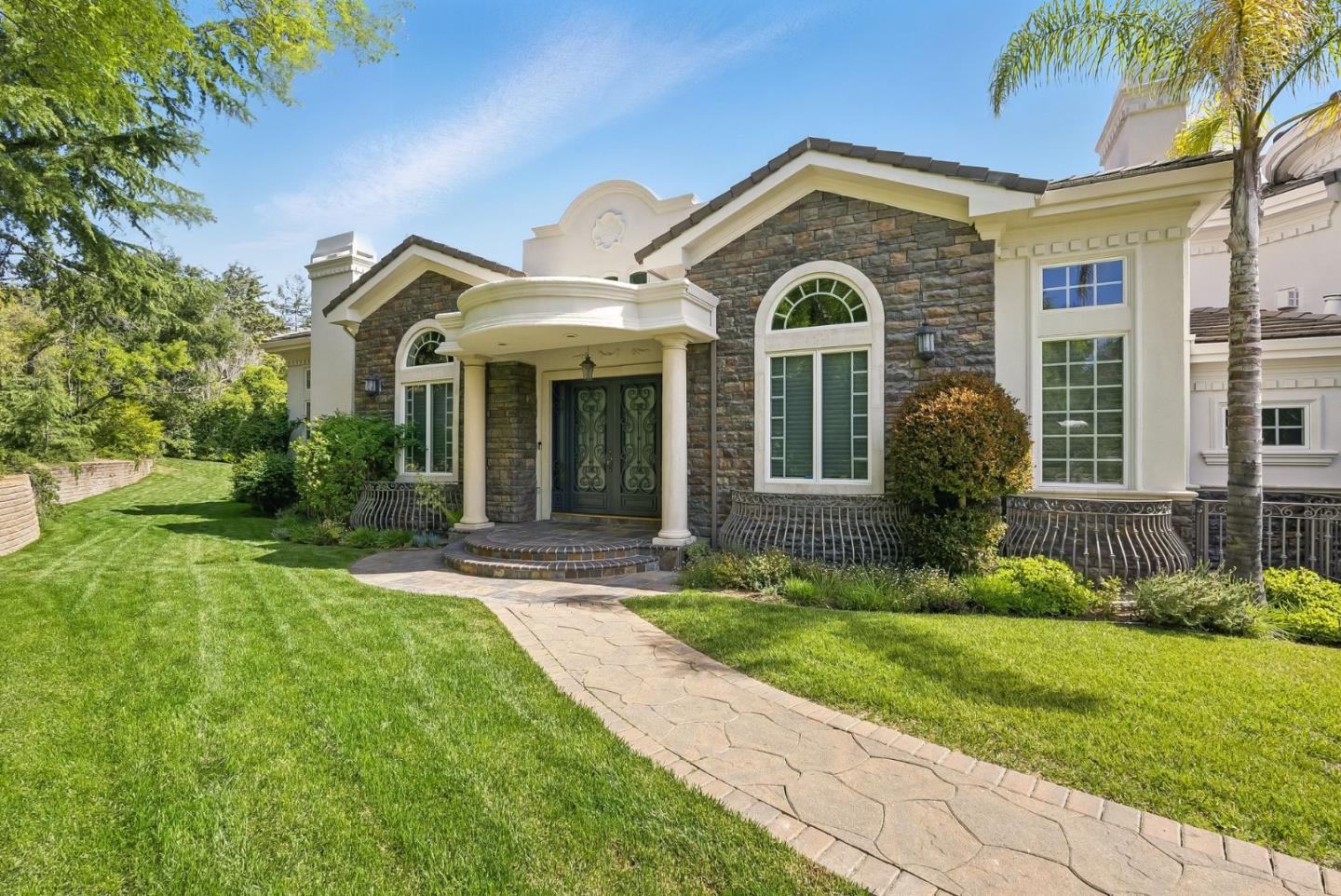 12690 Dianne Drive