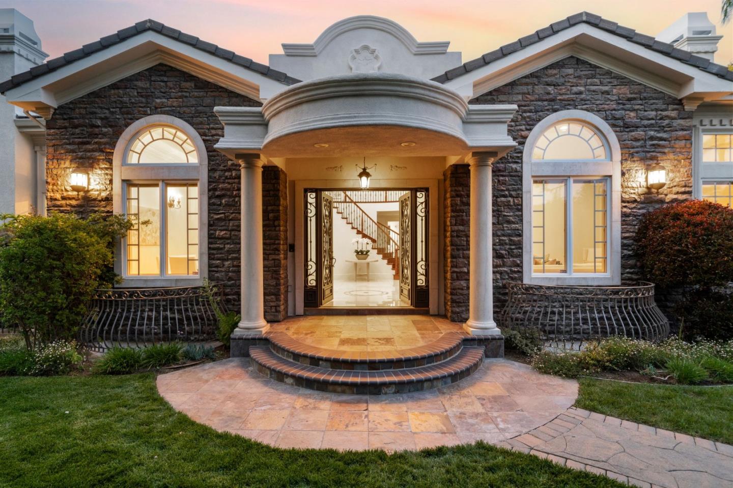 12690 Dianne Drive