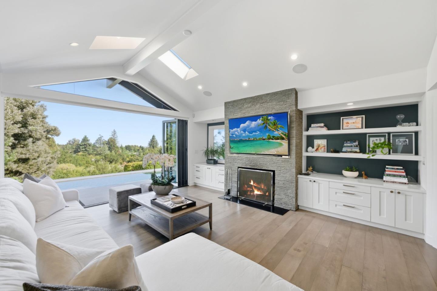 26960 Orchard Hill LN