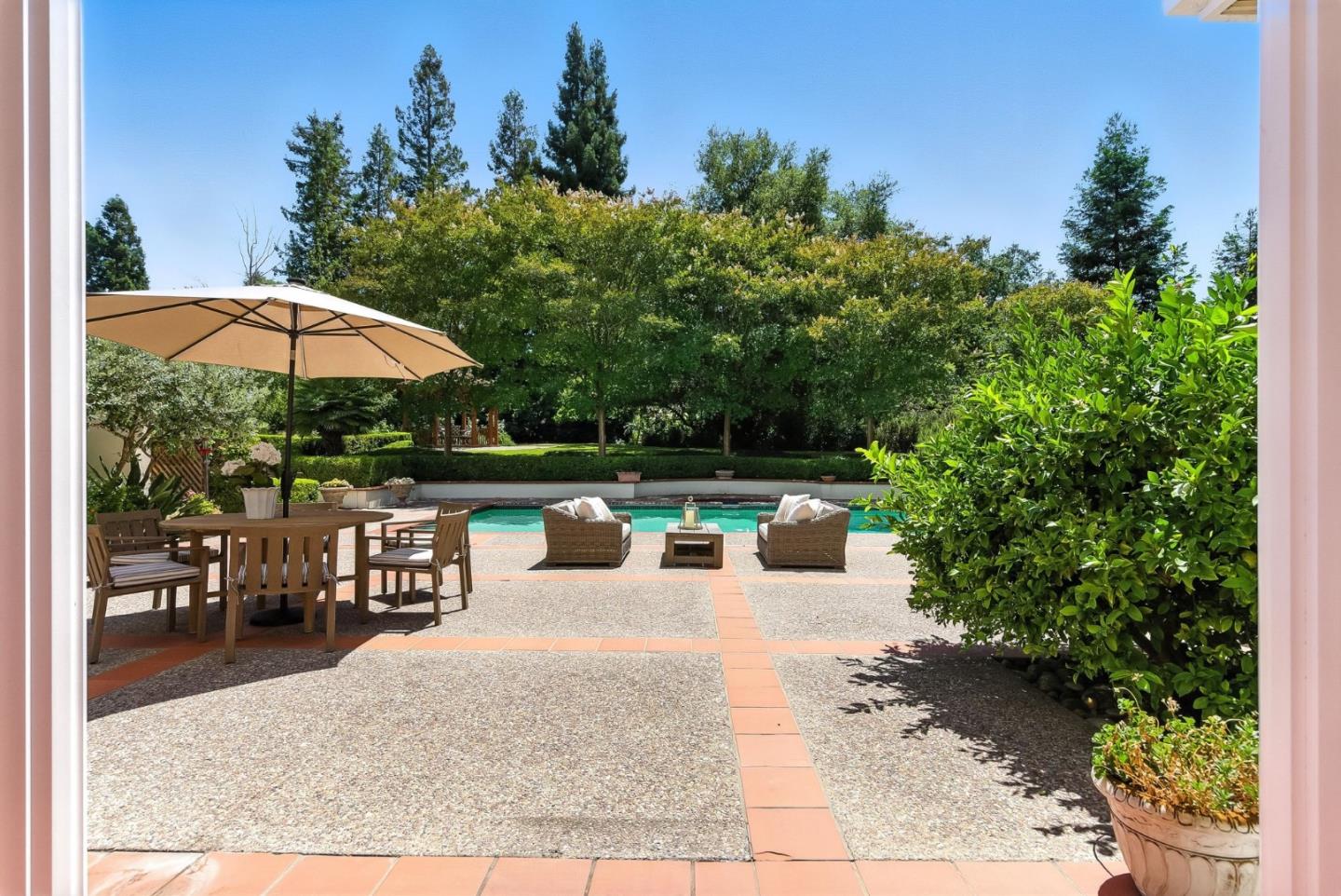 14210 Berry Hill Court