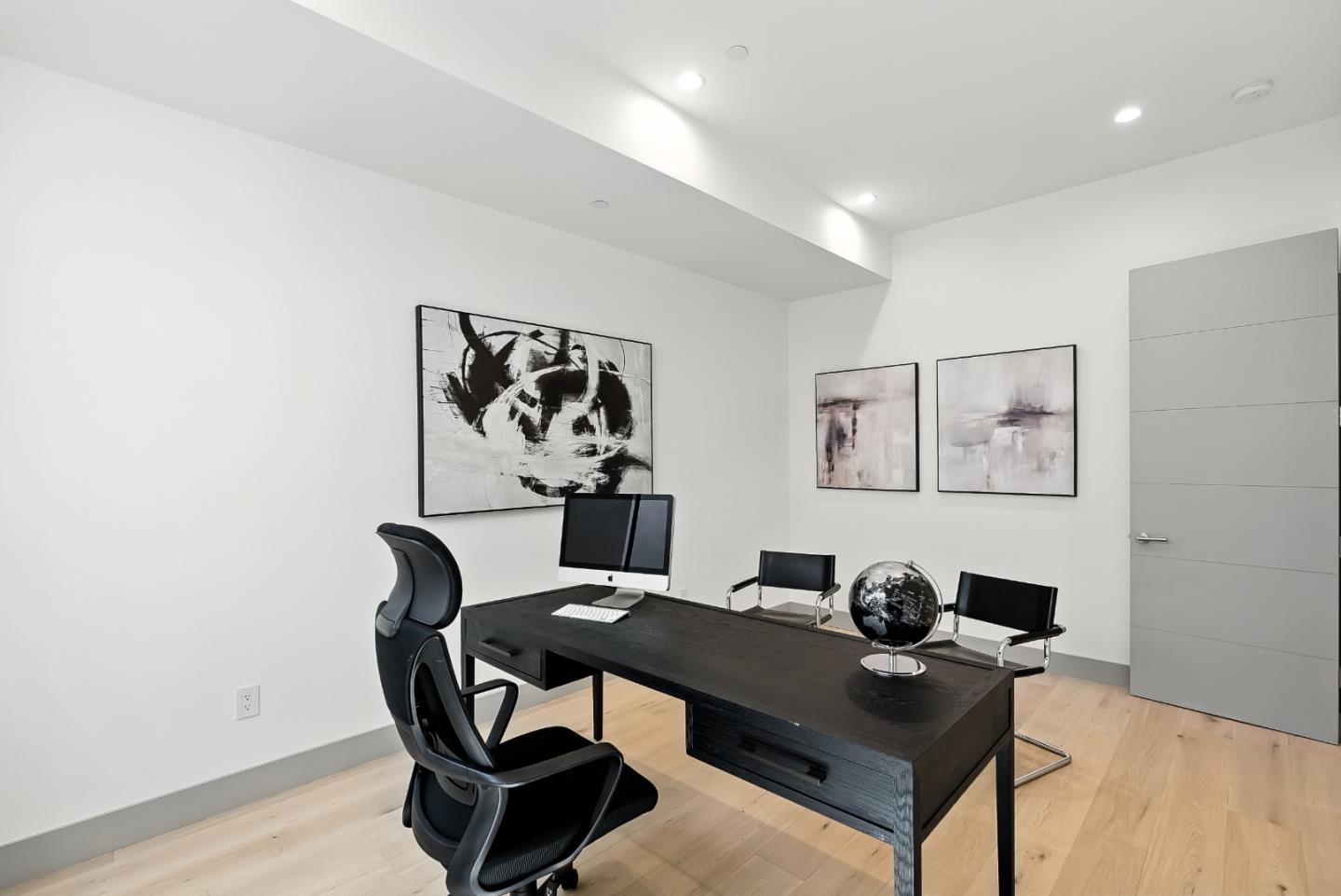 1127 Hillslope Place