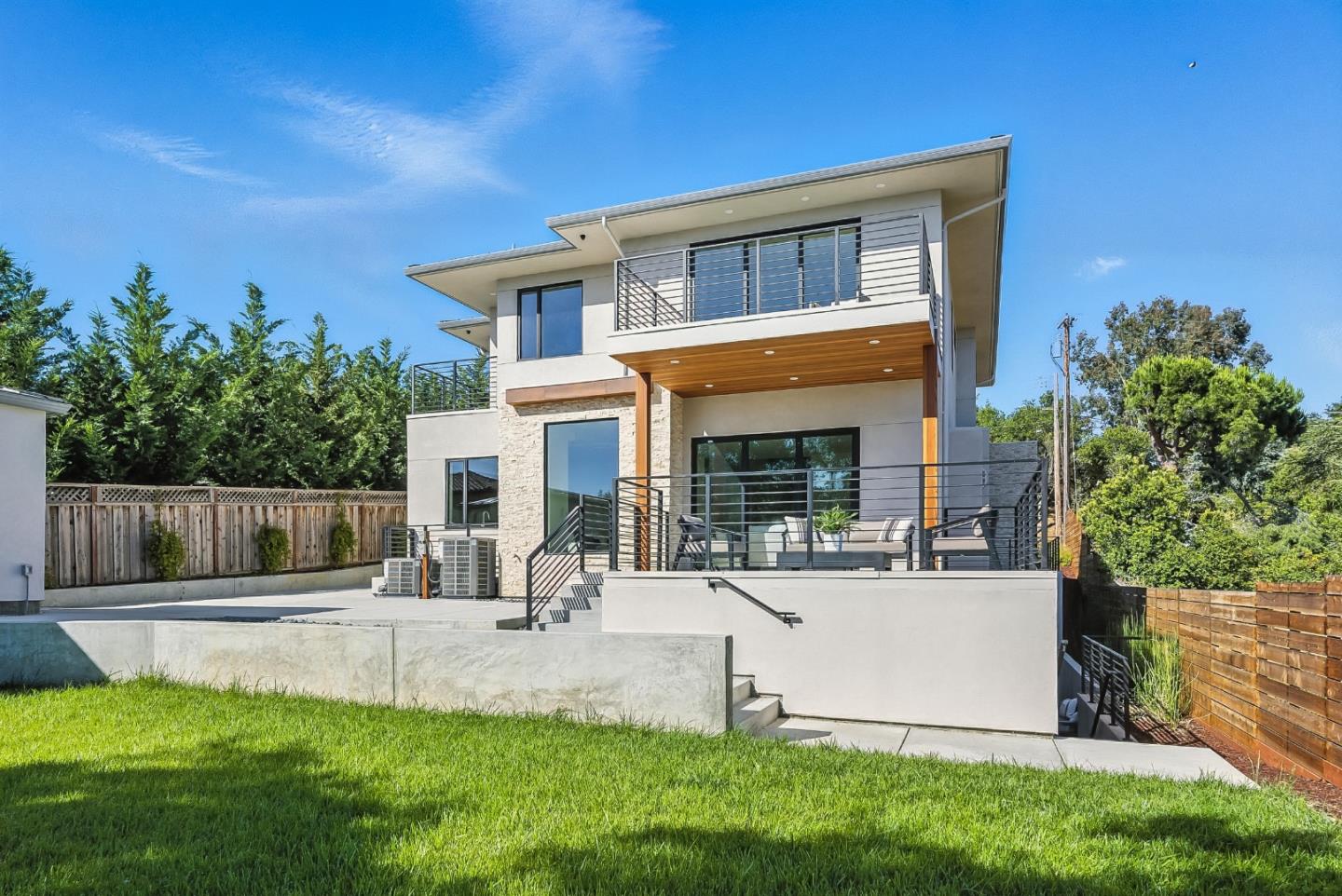 1127 Hillslope Place