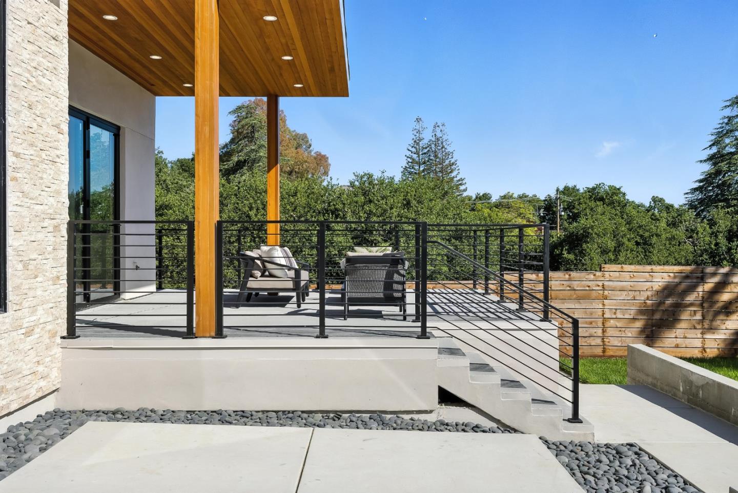 1127 Hillslope Place