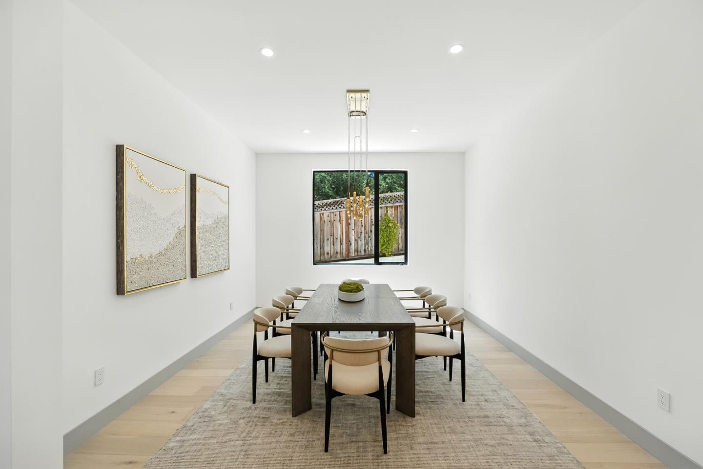 1127 Hillslope Place