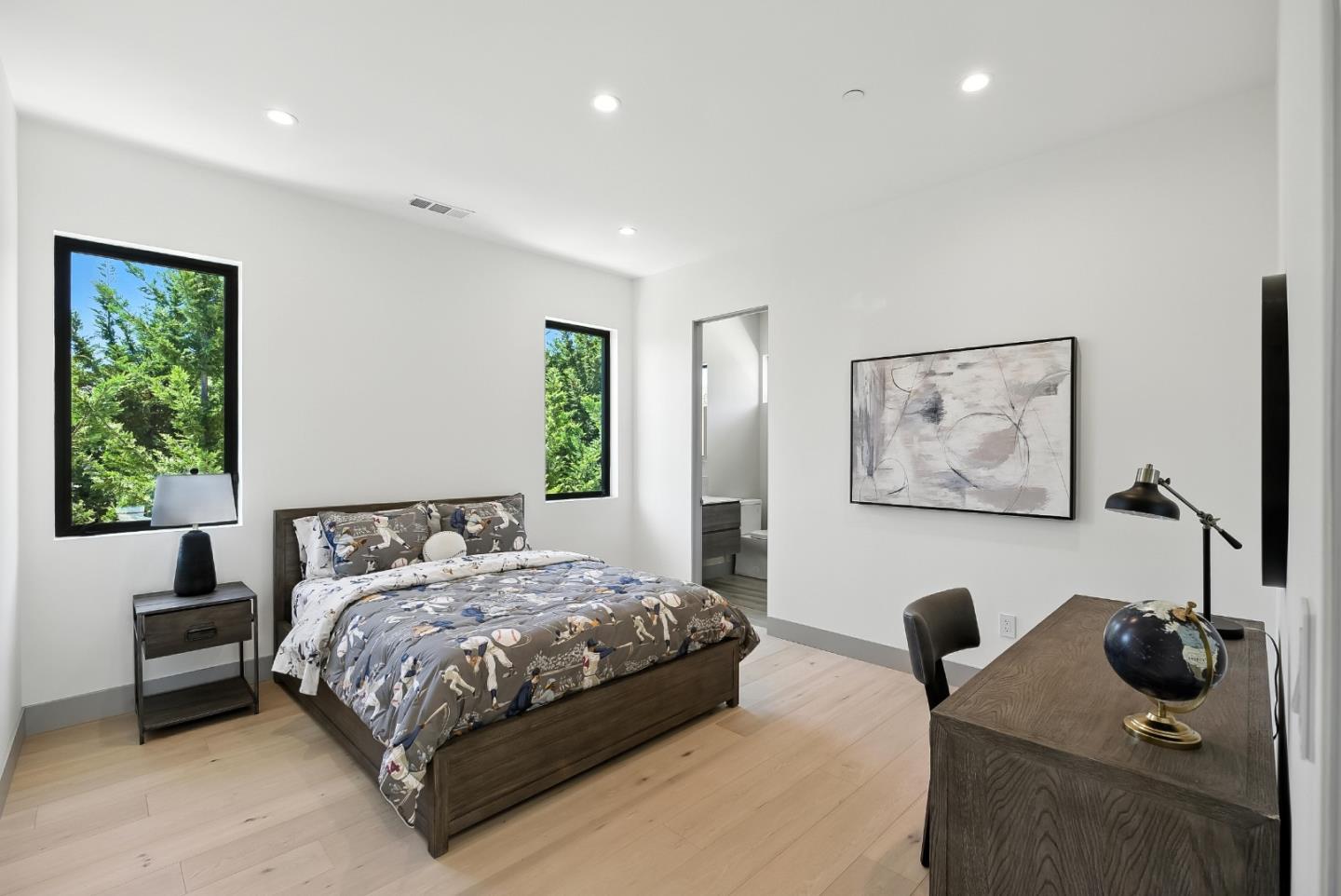 1127 Hillslope Place