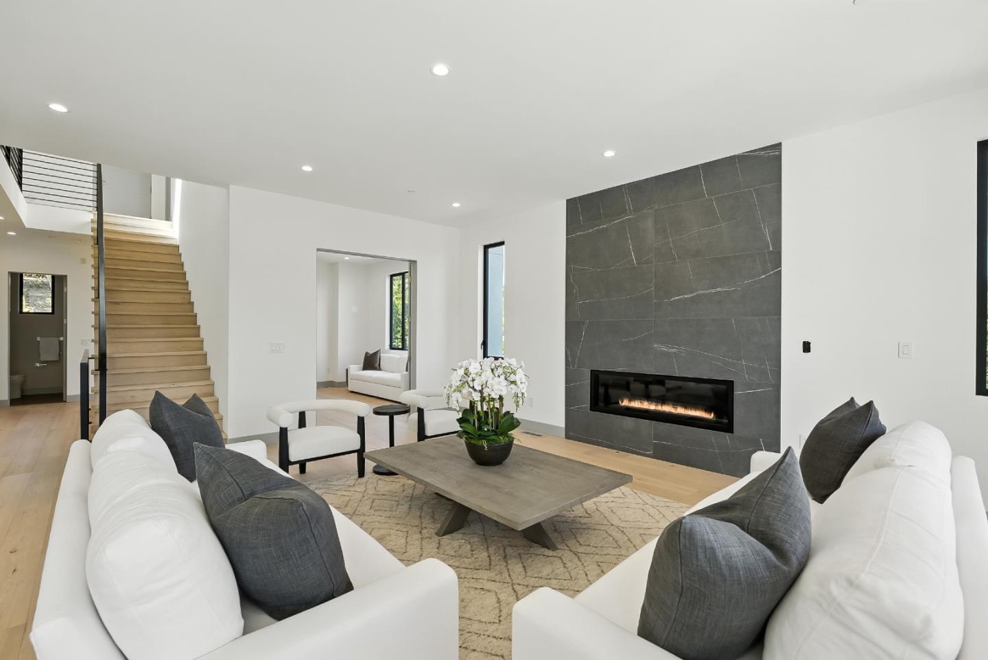 1127 Hillslope Place