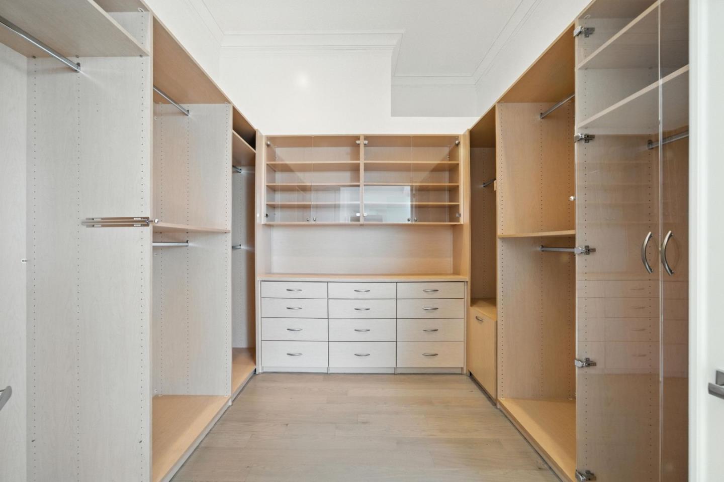 12252 Menalto Drive