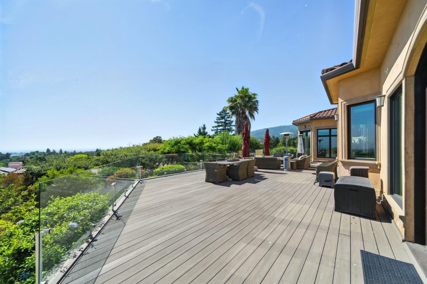12252 Menalto Drive